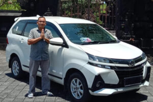 バリ島ドライバー送迎サービス